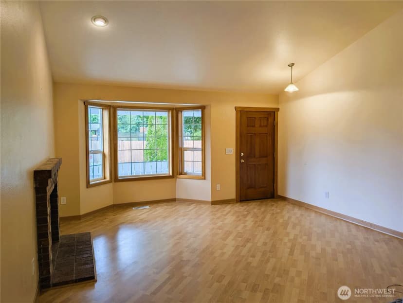 Property photo for 7120 242nd Street E, Graham photo 10