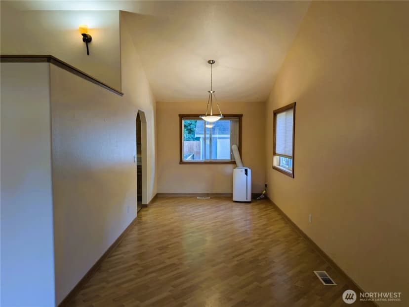 Property photo for 7120 242nd Street E, Graham photo 11