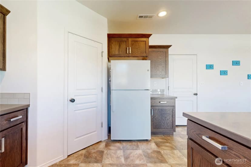 Property photo for 1110 Sw Virginia Street, College Place photo 12