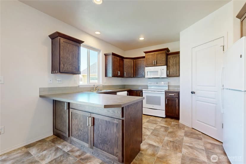 Property photo for 1110 Sw Virginia Street, College Place photo 8