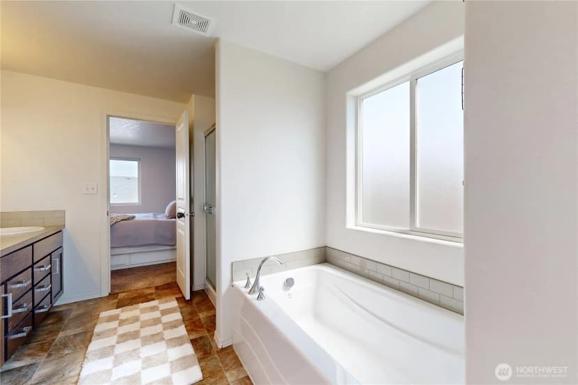Property photo for 1110 Sw Virginia Street, College Place photo 33