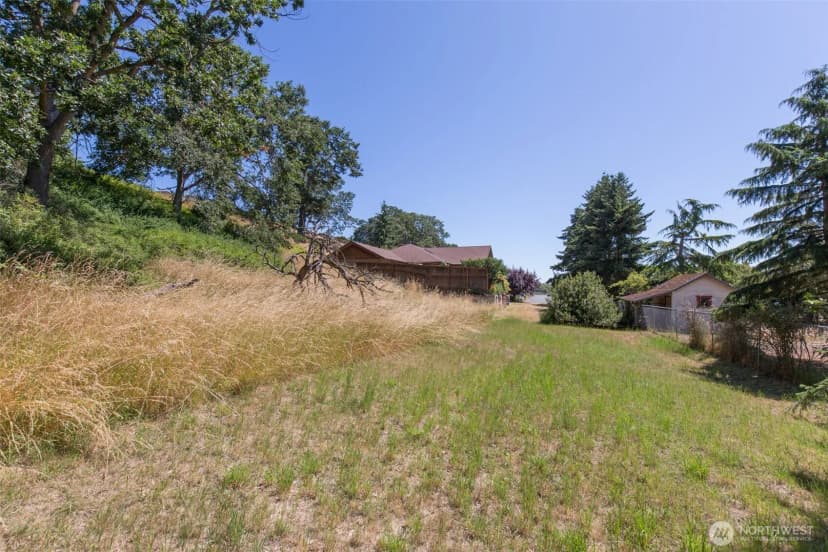 Property photo for 822 E Oak Street, Sequim photo 39