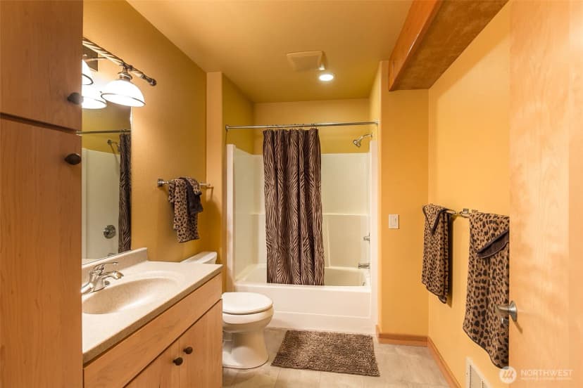 Property photo for 822 E Oak Street, Sequim photo 29