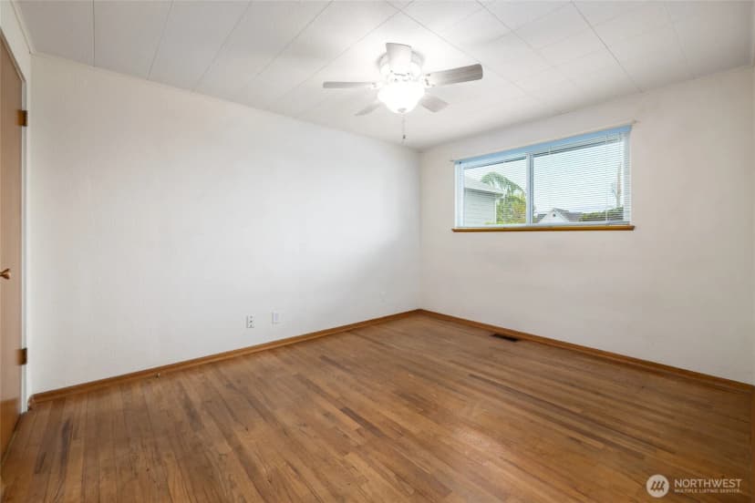 Property photo for 1411 38th Street, Anacortes photo 18