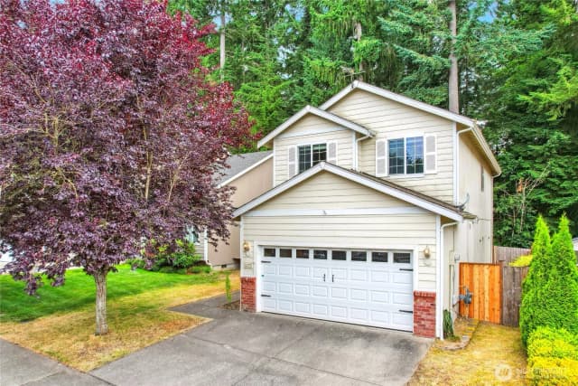 Property photo for 5775 Gateway Lane Ne, Bremerton photo 2
