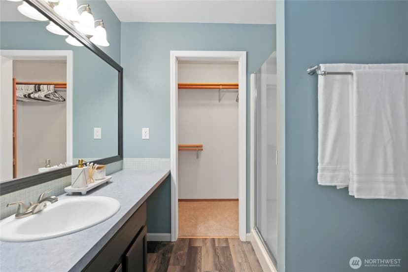 Property photo for 5775 Gateway Lane Ne, Bremerton photo 19