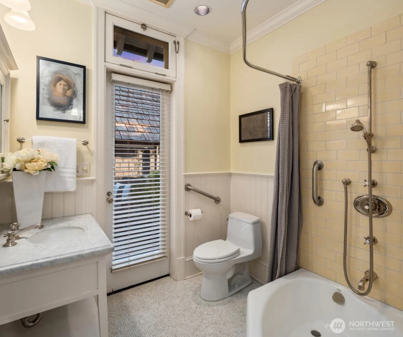 Property photo for 1617 Federal Avenue E, Seattle photo 18