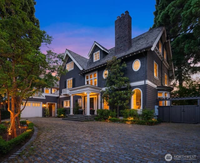 Property photo for 1617 Federal Avenue E, Seattle