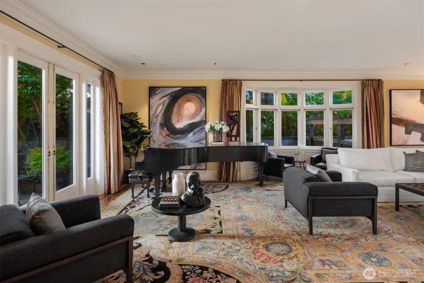 Property photo for 1617 Federal Avenue E, Seattle photo 5