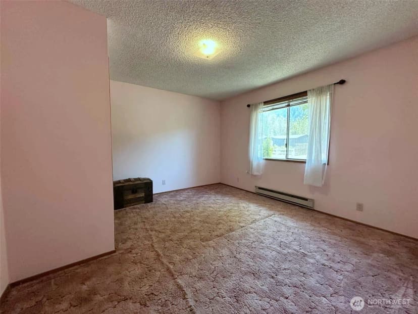 Property photo for 798 Division Avenue, Morton photo 19