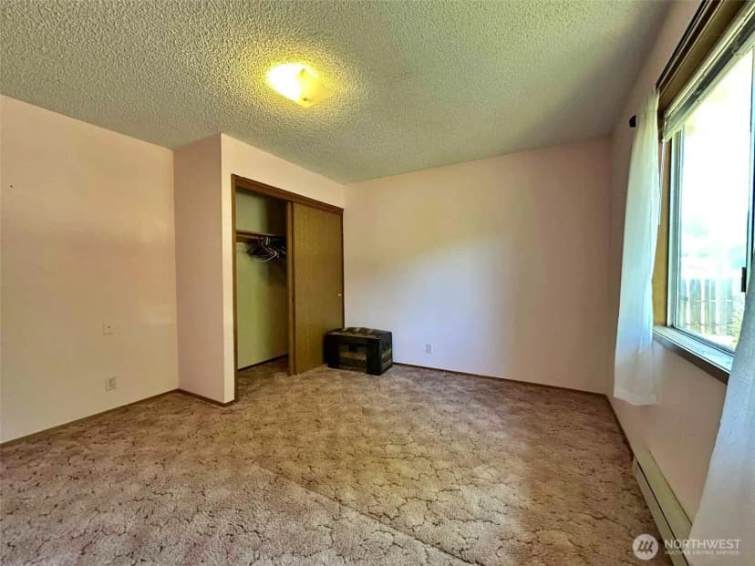 Property photo for 798 Division Avenue, Morton photo 20