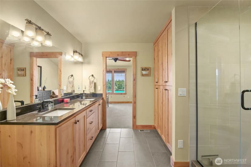 Property photo for 113 Shortline Drive, Winlock photo 25