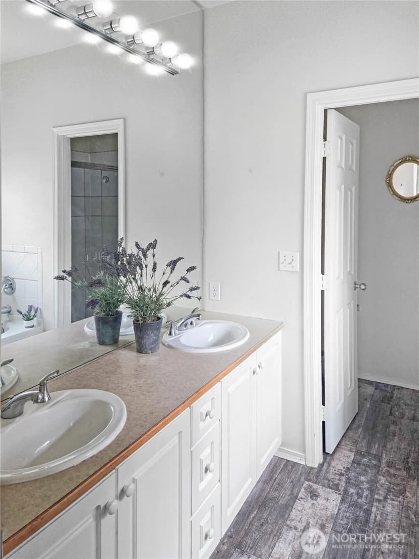Property photo for 503 S 47th Street #11f, Renton photo 20