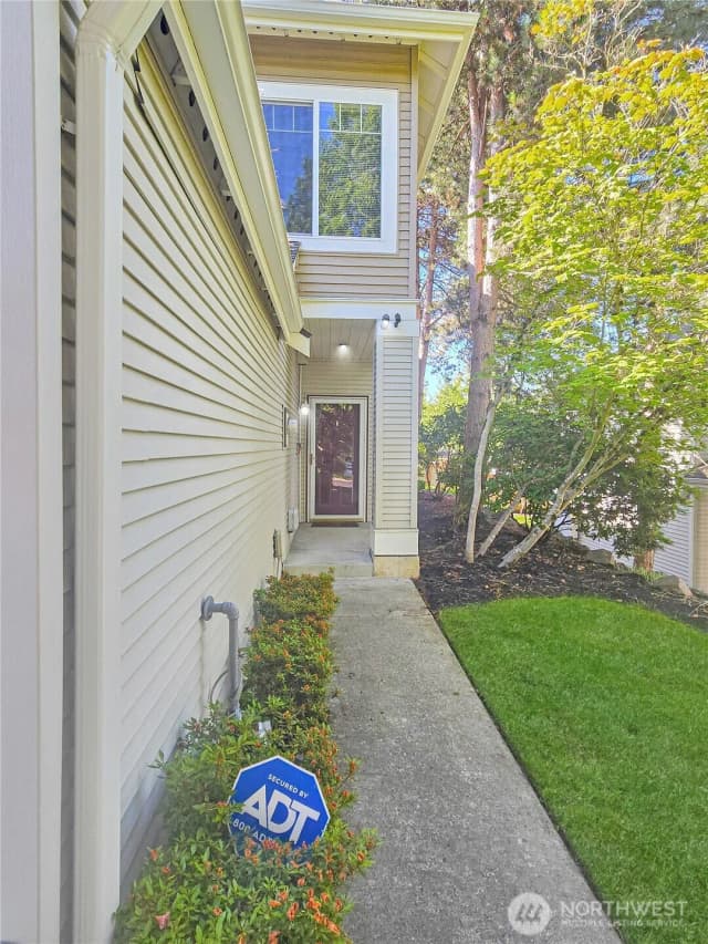 Property photo for 503 S 47th Street #11f, Renton photo 3