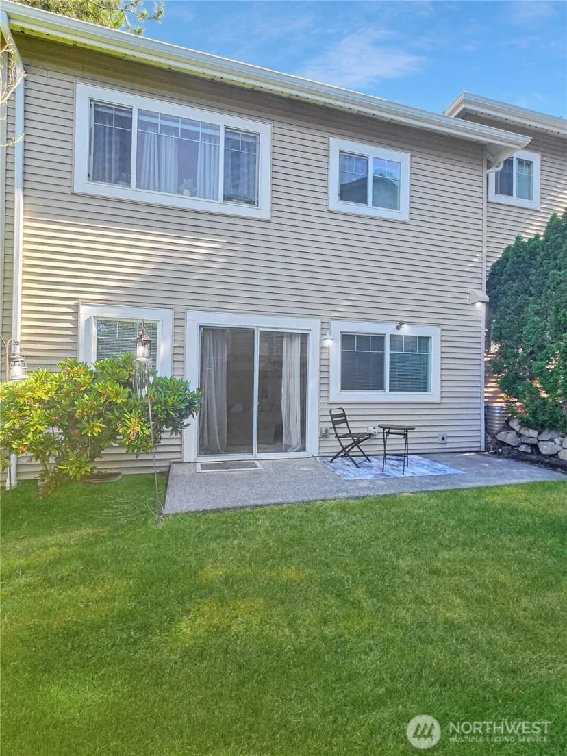 Property photo for 503 S 47th Street #11f, Renton photo 30