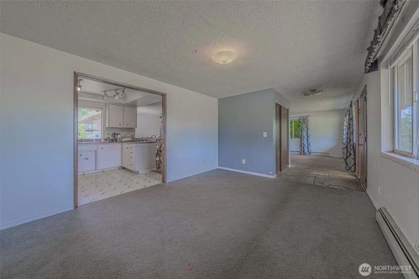 Property photo for 5735 Ne 8th Street, Renton photo 9