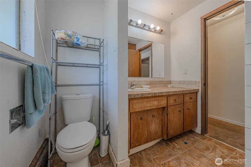 Property photo for 5735 Ne 8th Street, Renton photo 27
