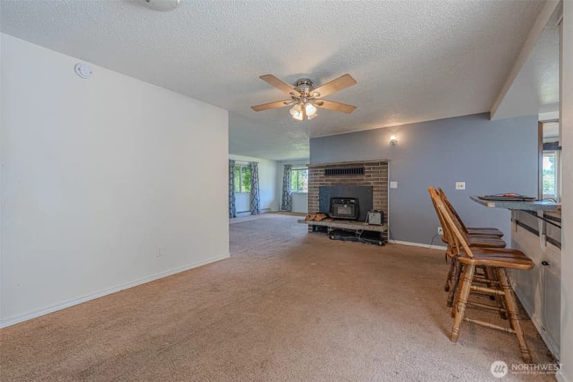 Property photo for 5735 Ne 8th Street, Renton photo 21