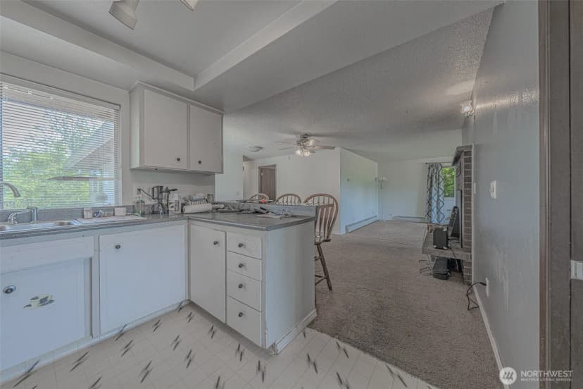 Property photo for 5735 Ne 8th Street, Renton photo 17
