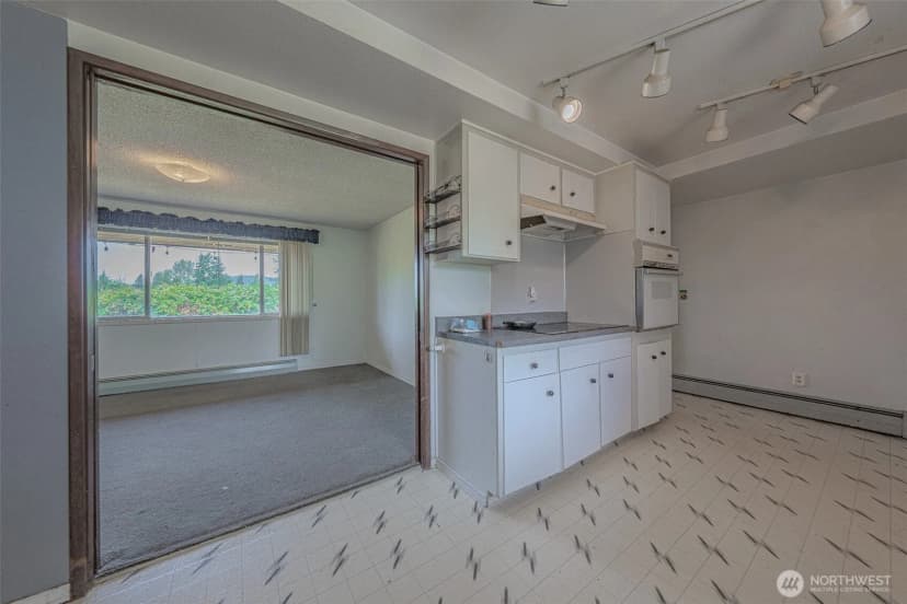 Property photo for 5735 Ne 8th Street, Renton photo 15