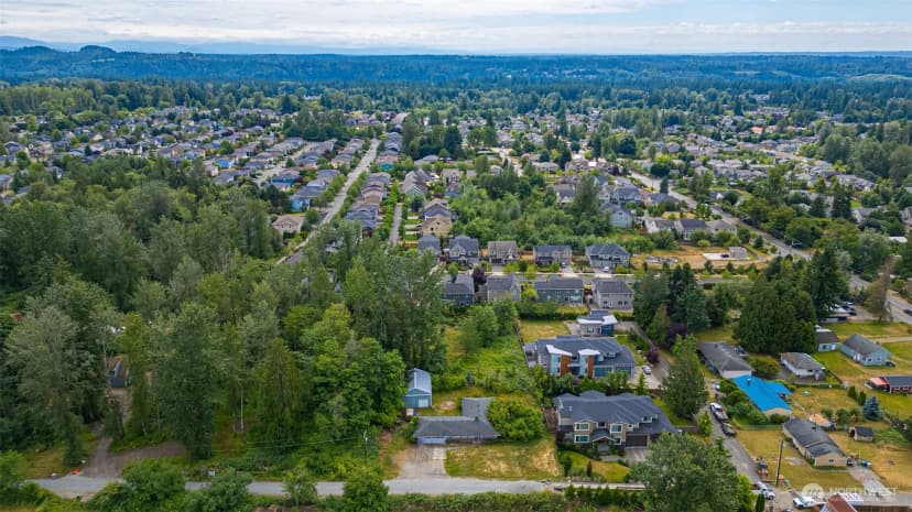Property photo for 5735 Ne 8th Street, Renton photo 5