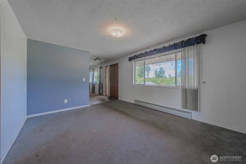 Property photo for 5735 Ne 8th Street, Renton photo 11