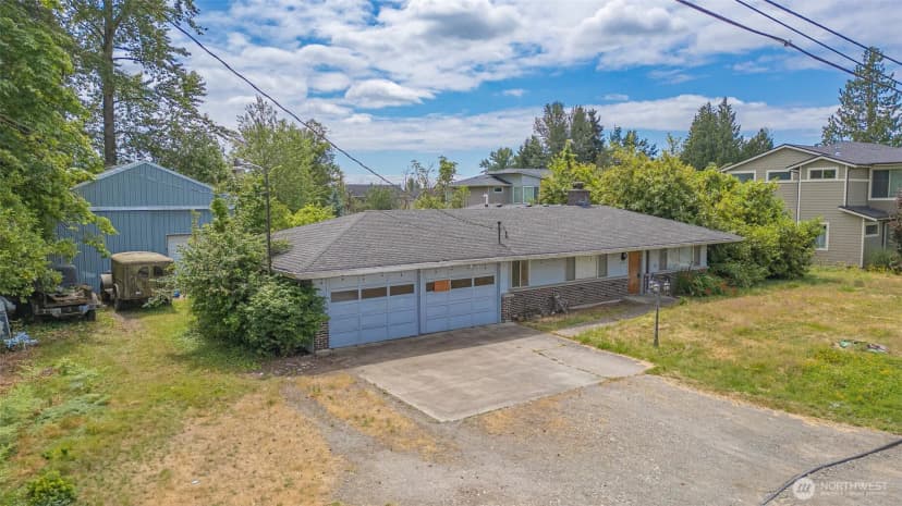 Property photo for 5735 Ne 8th Street, Renton photo 2