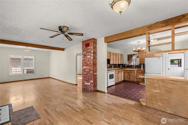 Property photo for 849 Kittitas Street, Wenatchee photo 5