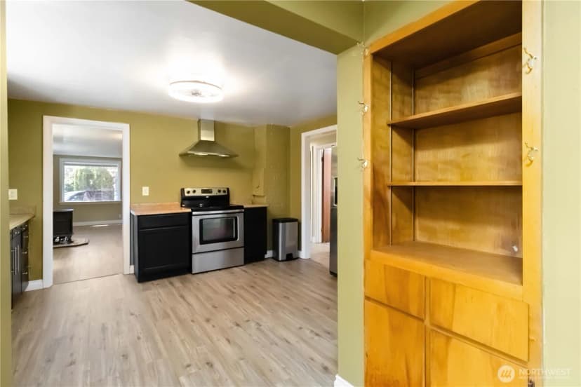 Property photo for 546 4th Avenue Sw, Castle Rock photo 18