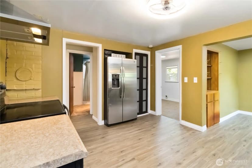 Property photo for 546 4th Avenue Sw, Castle Rock photo 16