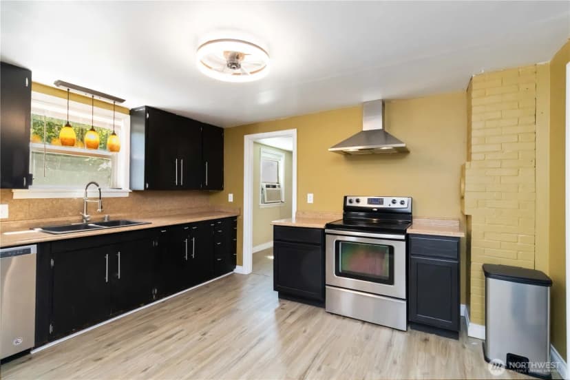 Property photo for 546 4th Avenue Sw, Castle Rock photo 15