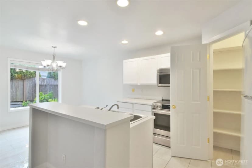 Property photo for 14908 40th Avenue W #a, Lynnwood photo 8