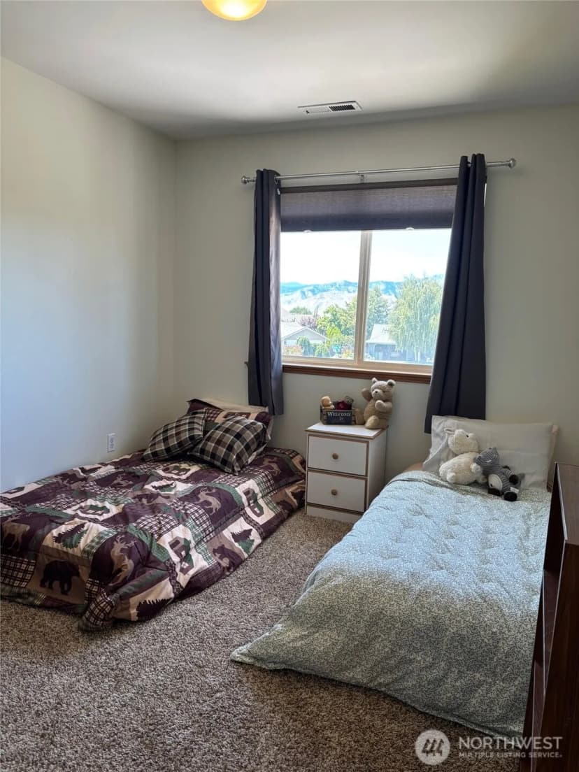 Property photo for 2403 Highland View Drive, East Wenatchee photo 26