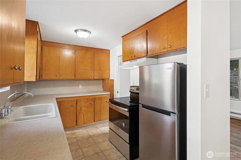 Property photo for 4803 221st Street Sw, Mountlake Terrace photo 16