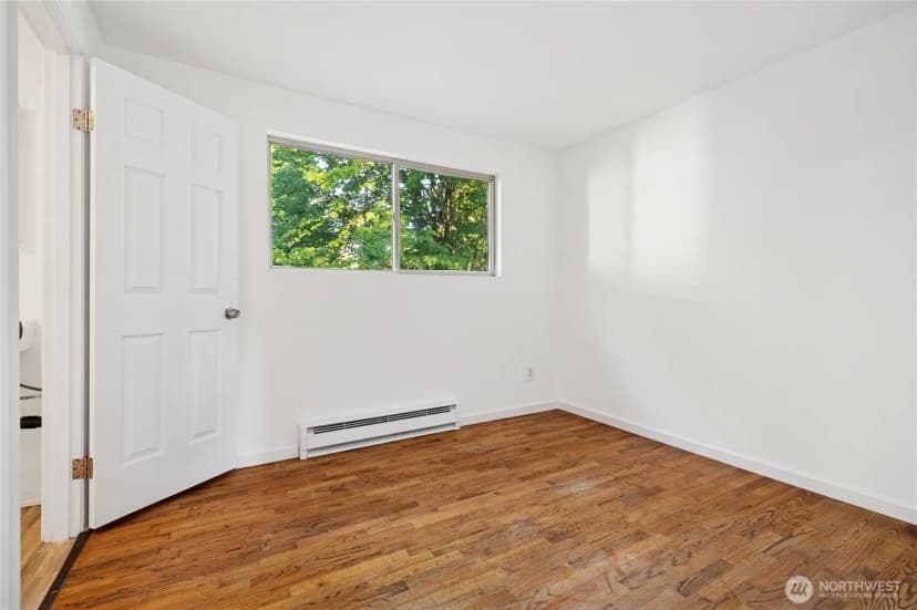 Property photo for 4803 221st Street Sw, Mountlake Terrace photo 24