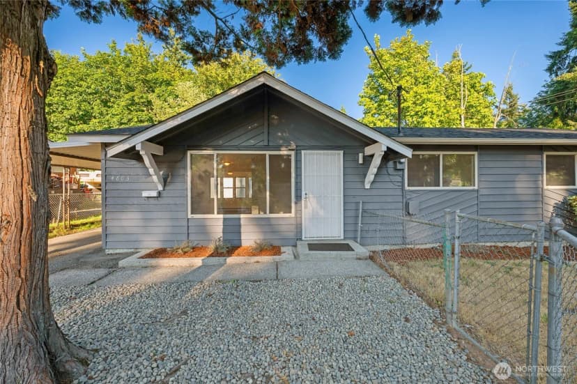 Property photo for 4803 221st Street Sw, Mountlake Terrace photo 3
