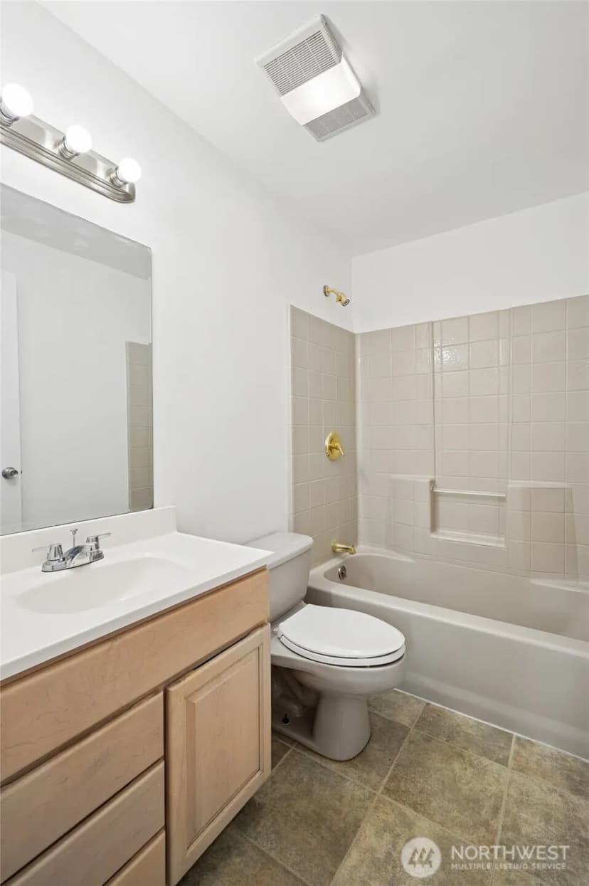 Property photo for 4803 221st Street Sw, Mountlake Terrace photo 23