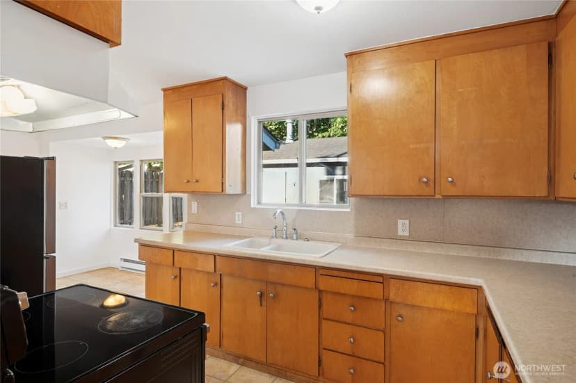 Property photo for 4803 221st Street Sw, Mountlake Terrace photo 13