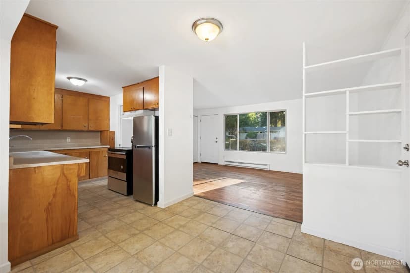 Property photo for 4803 221st Street Sw, Mountlake Terrace photo 17