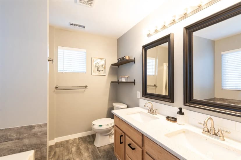Property photo for 23423 Se 243rd Place, Maple Valley photo 18