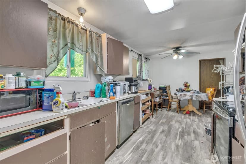 Property photo for 15414 121st Avenue Ct E, Puyallup photo 8