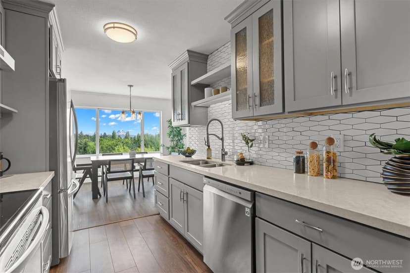 Property photo for 4545 Sand Point Way Ne #806, Seattle photo 4