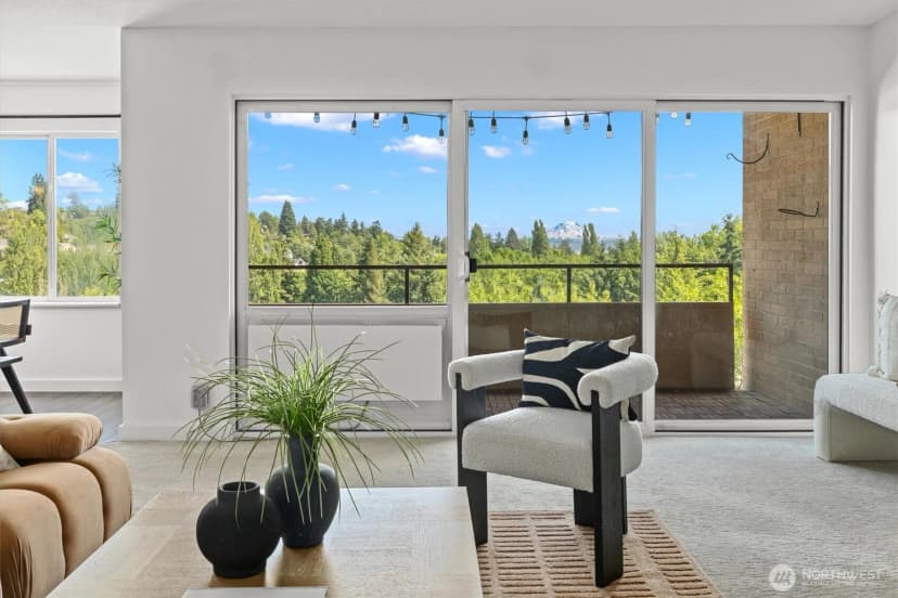 Property photo for 4545 Sand Point Way Ne #806, Seattle photo 10