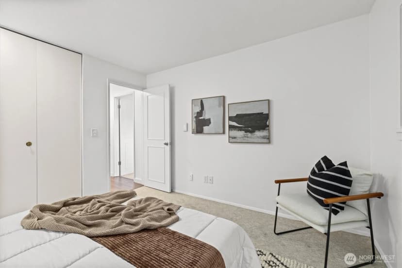 Property photo for 4545 Sand Point Way Ne #806, Seattle photo 18