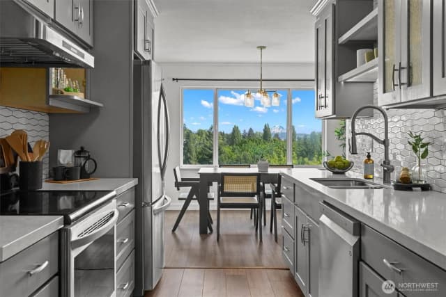Property photo for 4545 Sand Point Way Ne #806, Seattle