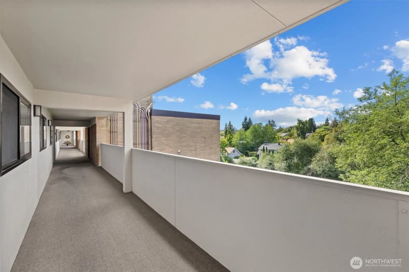 Property photo for 4545 Sand Point Way Ne #806, Seattle photo 22
