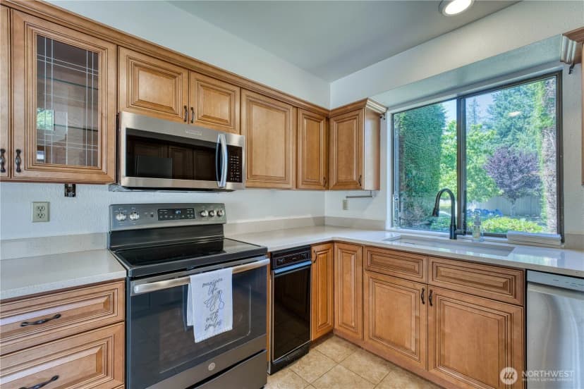 Property photo for 25432 213th Place Se #3, Maple Valley photo 5