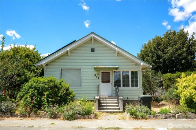Property photo for 313 E 5th Avenue, Ritzville