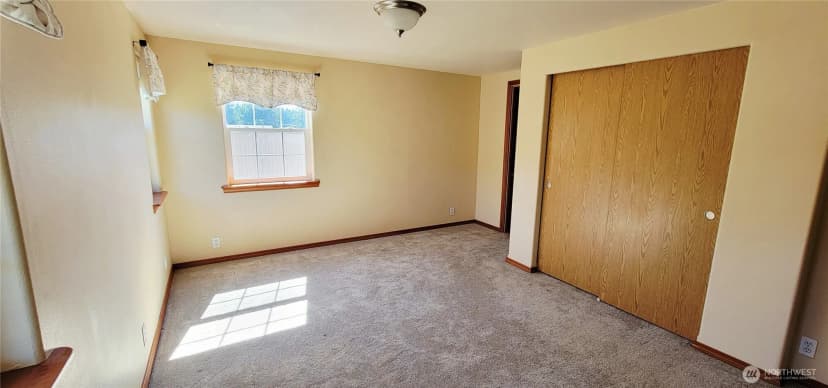 Property photo for 181 W Freedom Lane, Shelton photo 15