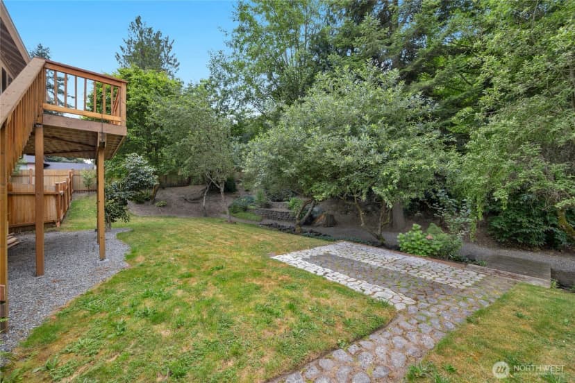 Property photo for 1402 51st Place Sw, Everett photo 25